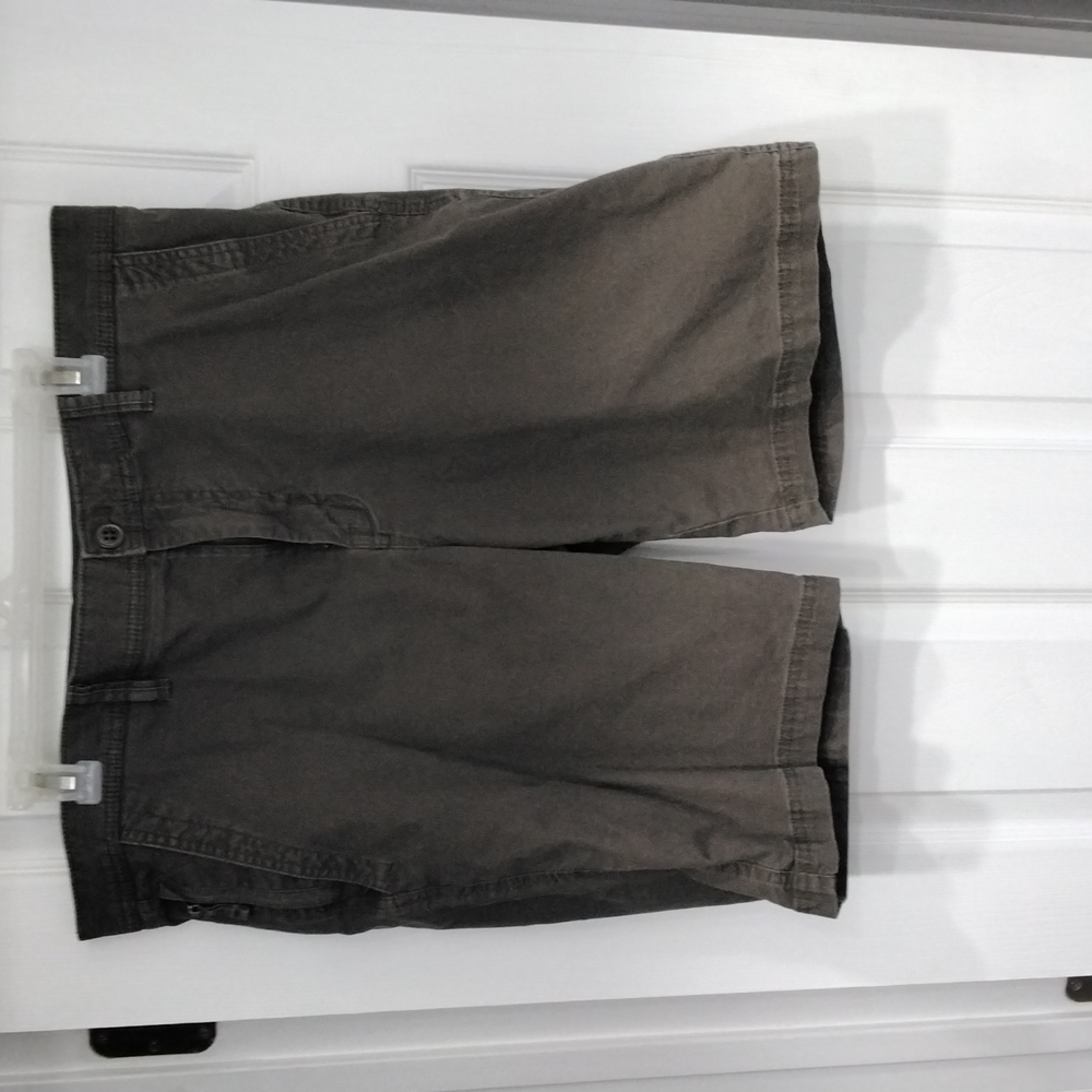 NWOT mens Grey Copper and Oak shorts
